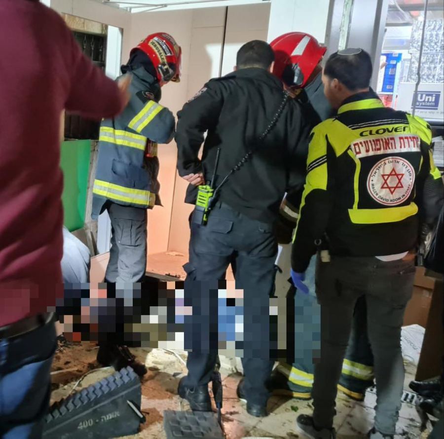 القدس : اصابة حرجة لعامل في بيت حنينا